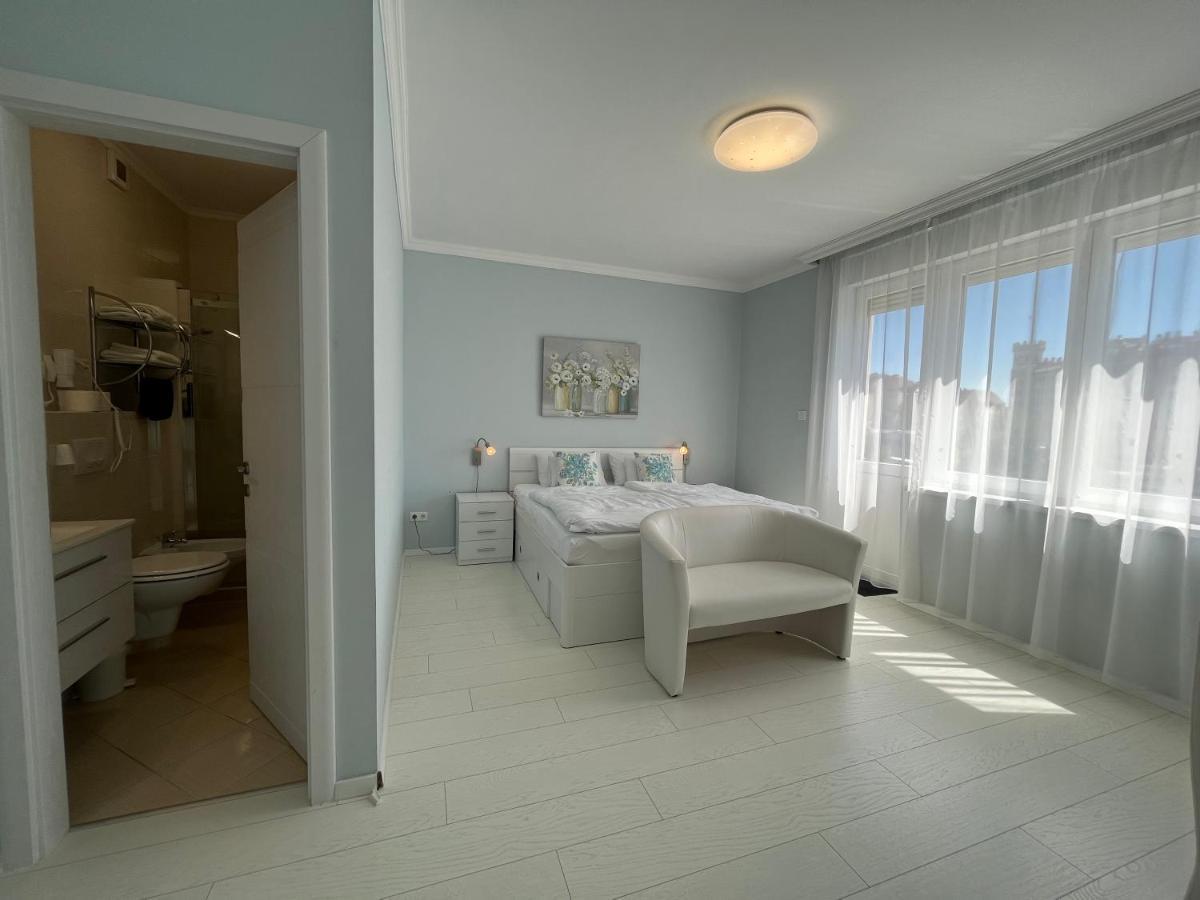 Camille Apartmanhouse Budapest Exteriör bild