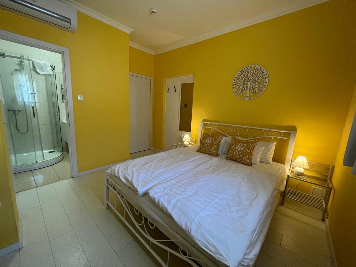 Camille Apartmanhouse Budapest Exteriör bild