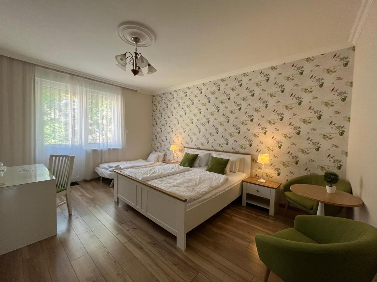 Camille Apartmanhouse Budapest Exteriör bild