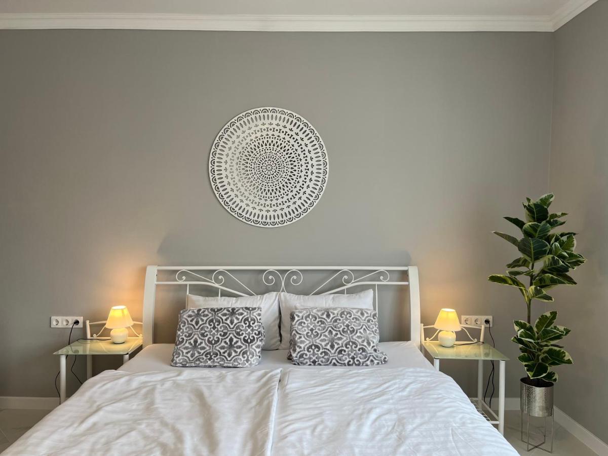 Camille Apartmanhouse Budapest Exteriör bild